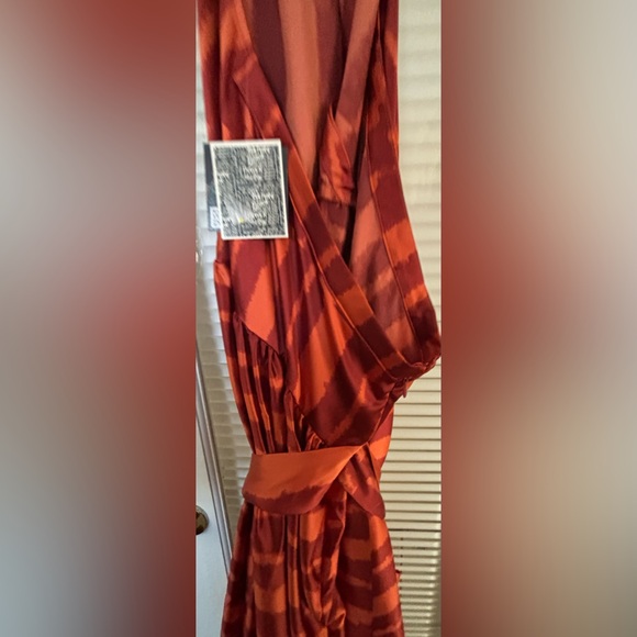 Halter Dress-Size 3X - Picture 3 of 6